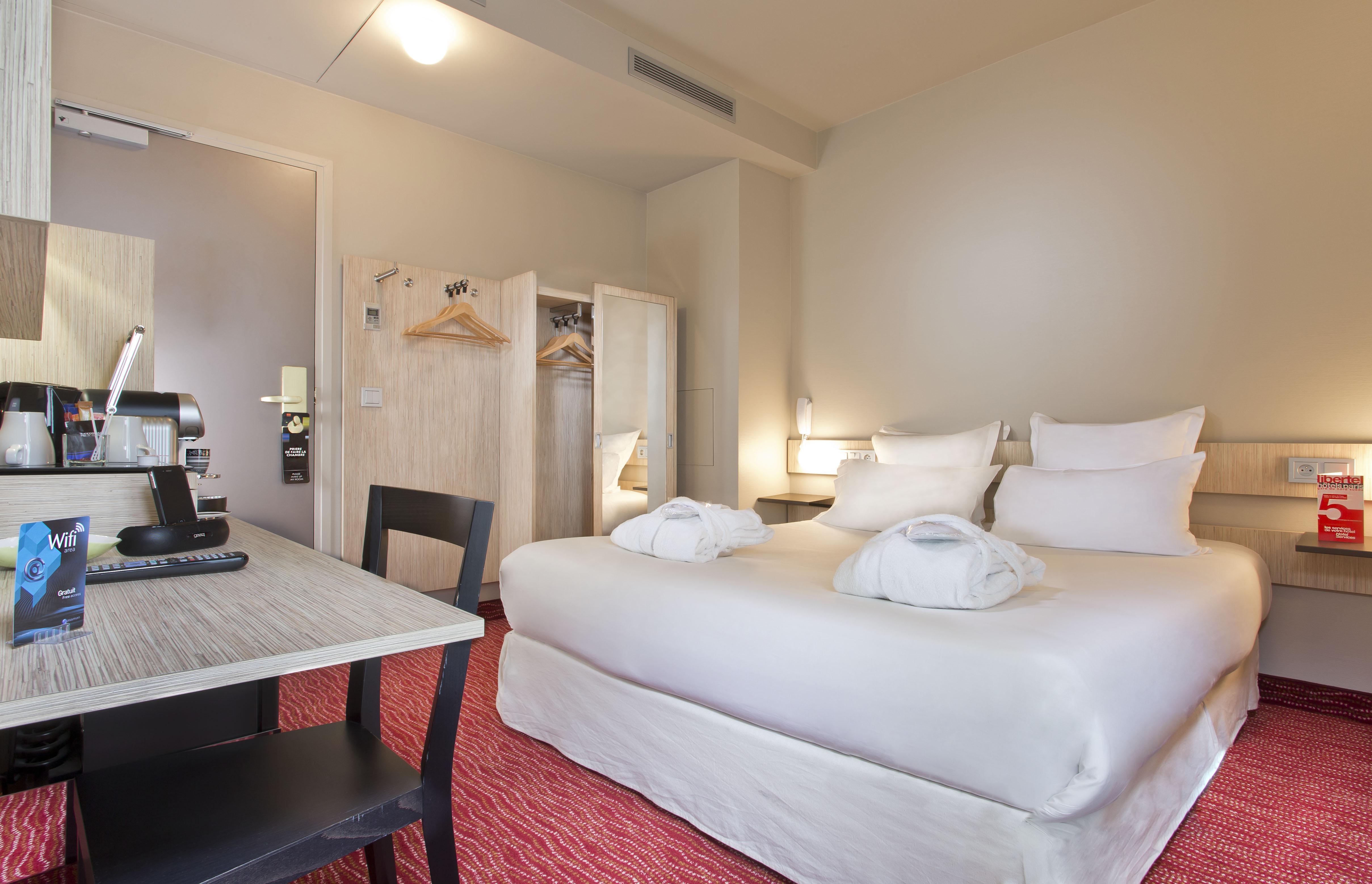 Libertel Gare Du Nord Suede Hotel Paris Exterior photo