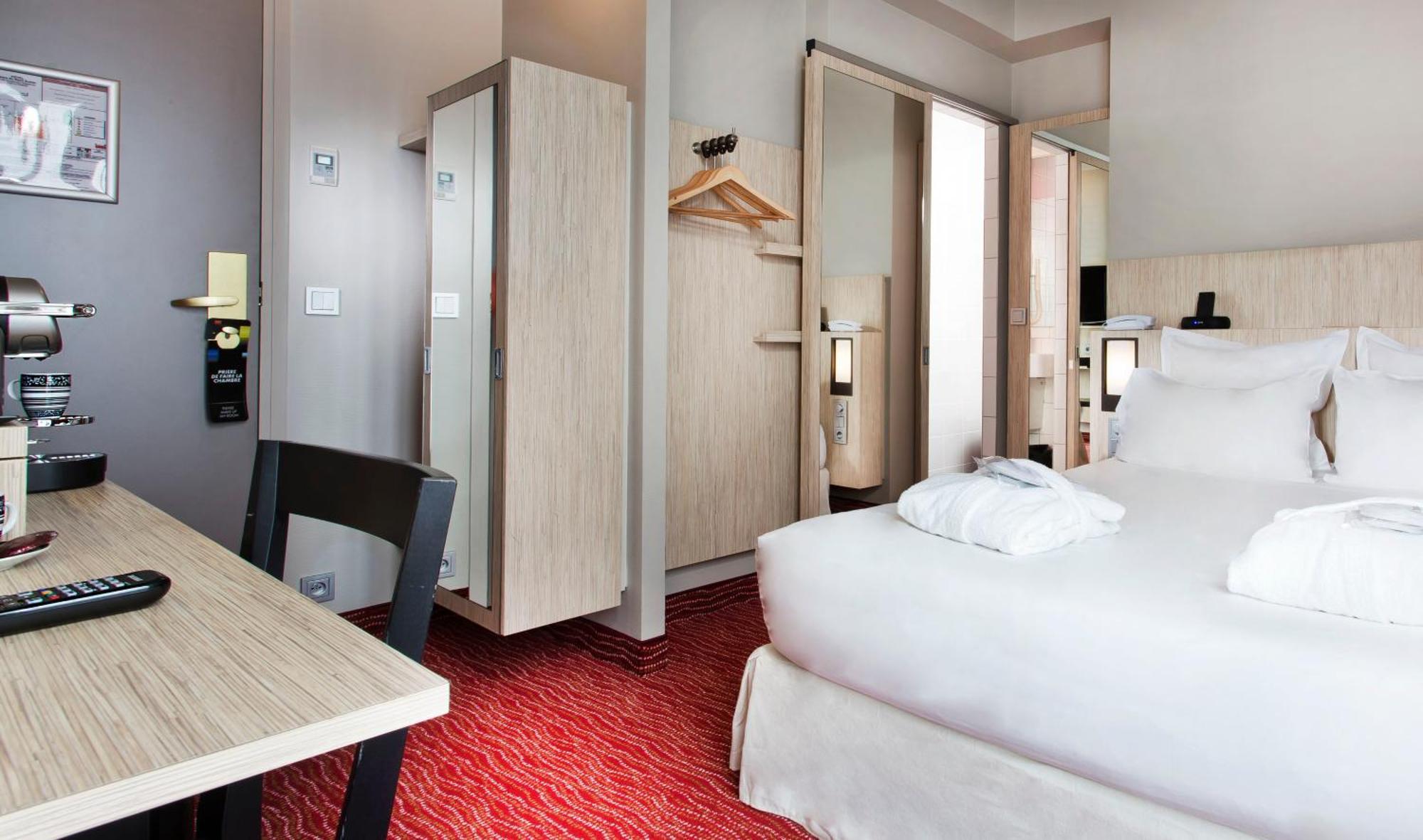 Libertel Gare Du Nord Suede Hotel Paris Exterior photo