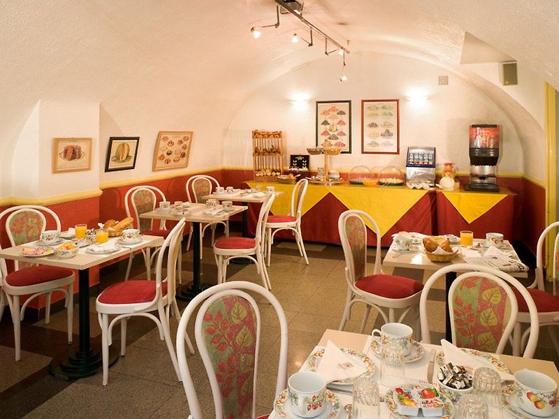 Libertel Gare Du Nord Suede Hotel Paris Restaurant photo