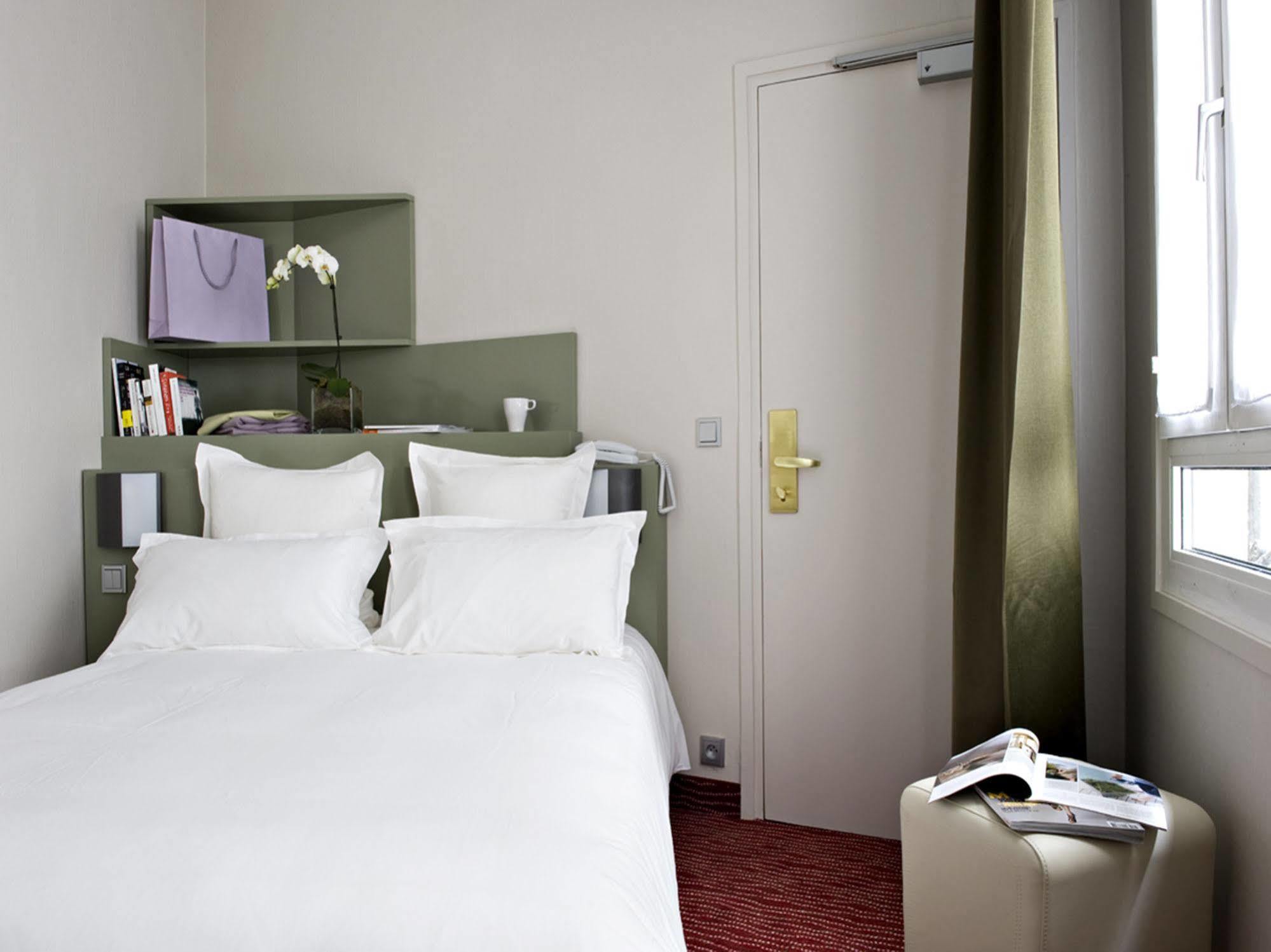 Libertel Gare Du Nord Suede Hotel Paris Exterior photo